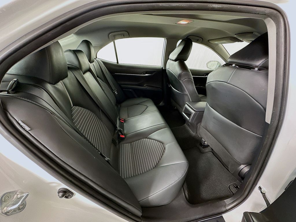 Thumbnail: 2022 Toyota Camry - 25