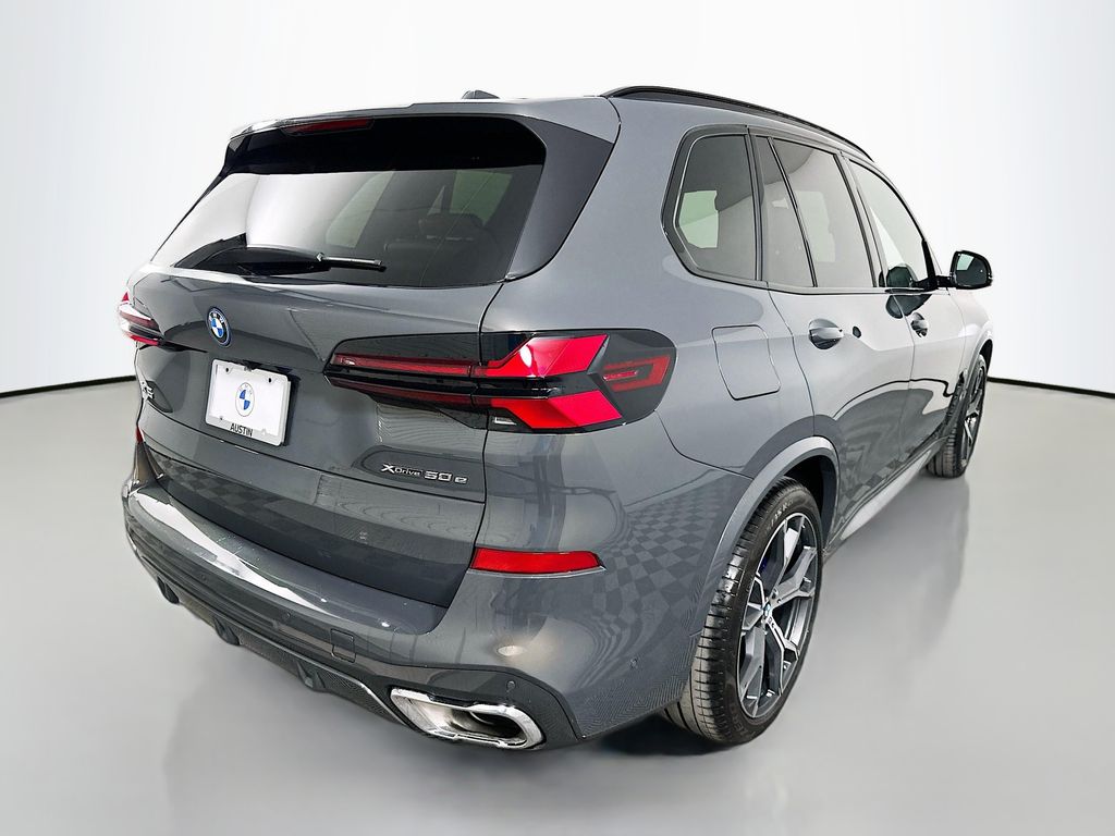 Thumbnail: 2026 BMW X5 - 5