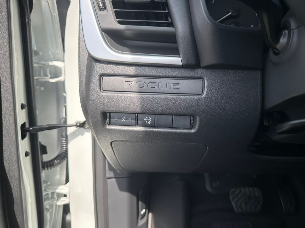 2025 Nissan Rogue S