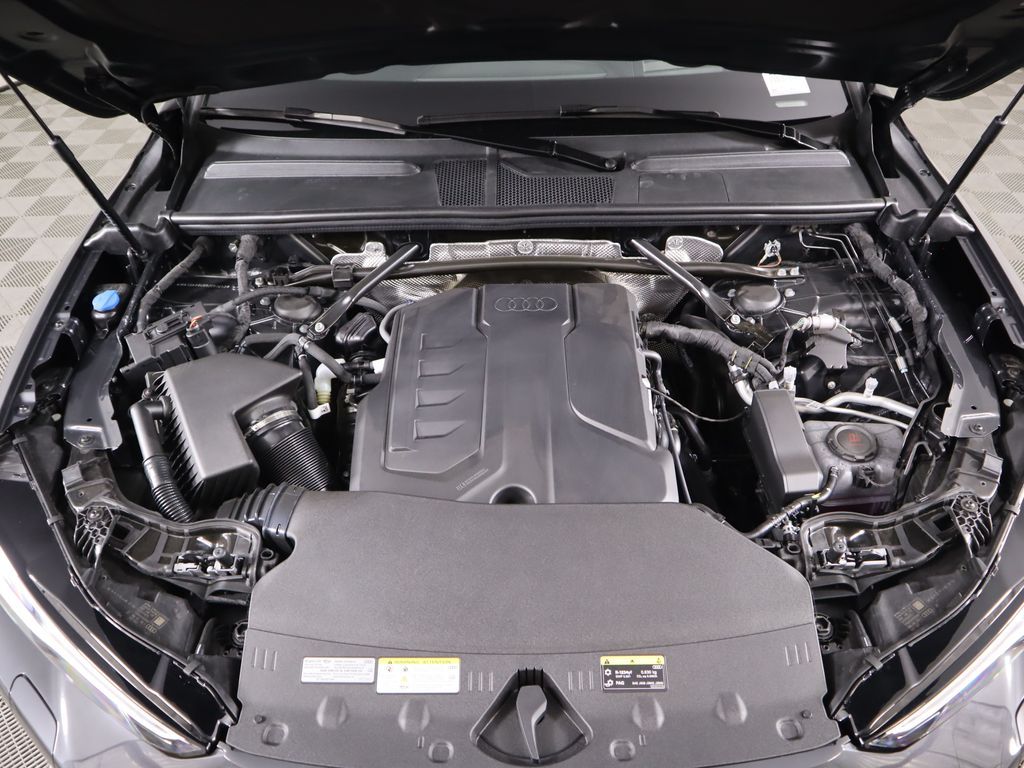 Thumbnail: 2025 Audi Q5 - 31