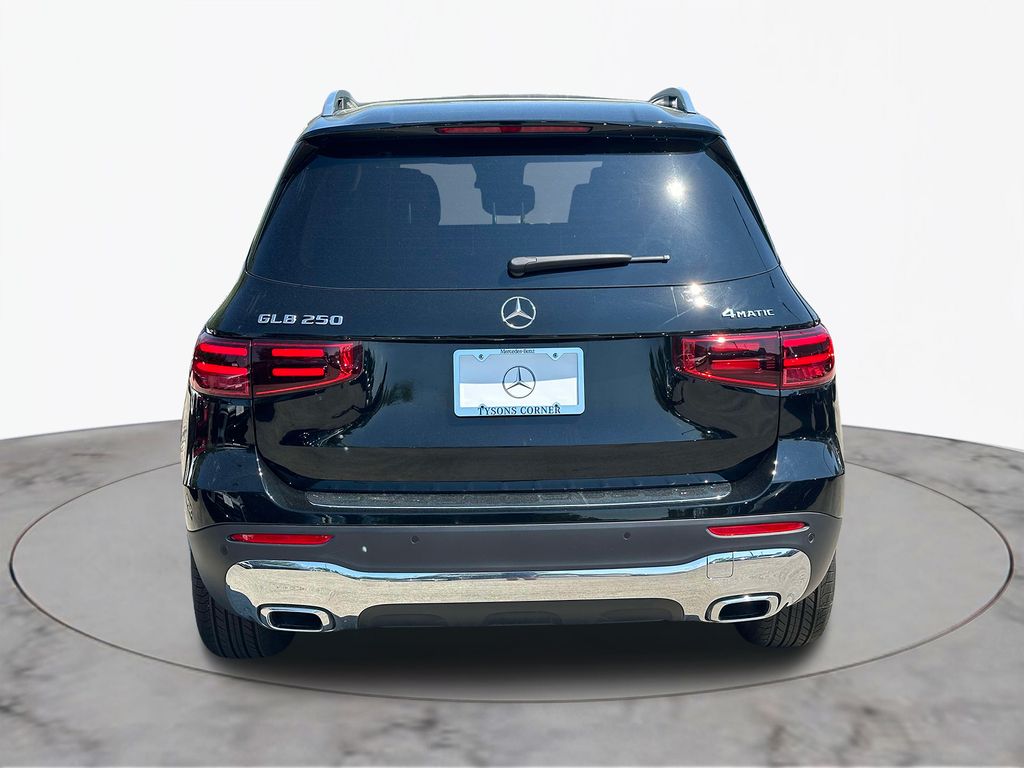 2024 Mercedes-Benz GLB 250 3
