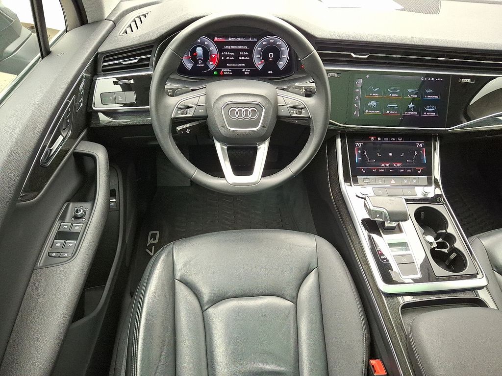 Thumbnail: 2021 Audi Q7 - 11