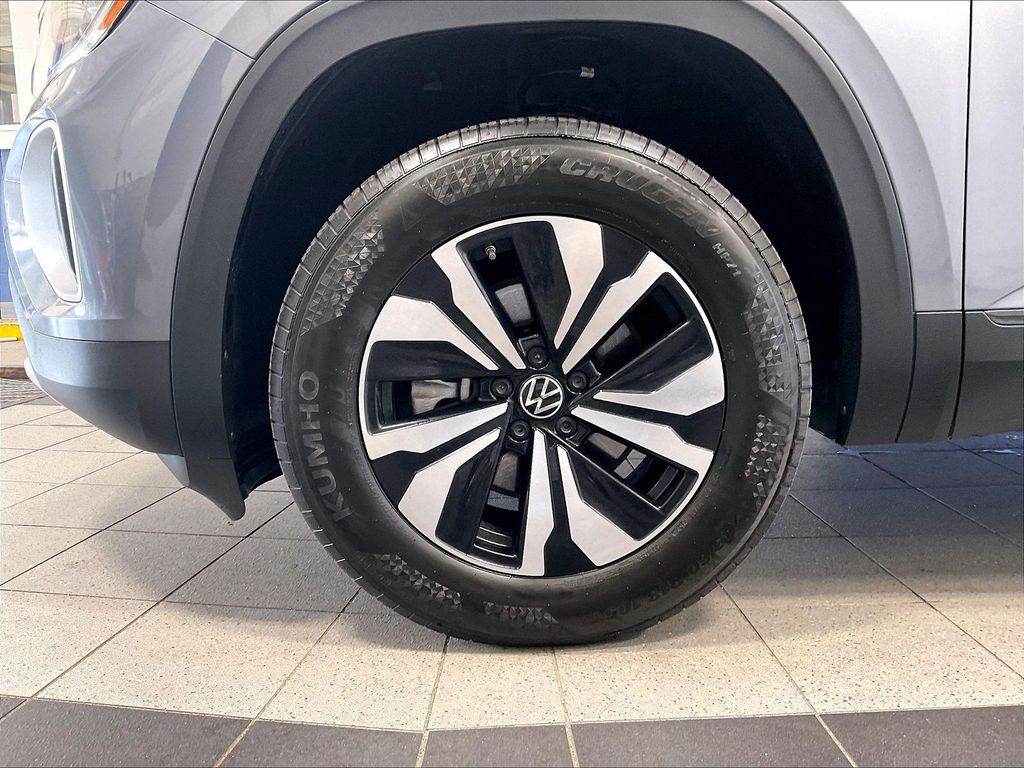 2024 Volkswagen Atlas — photo 7
