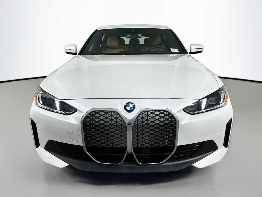 Thumbnail: 2026 BMW i4 - 2