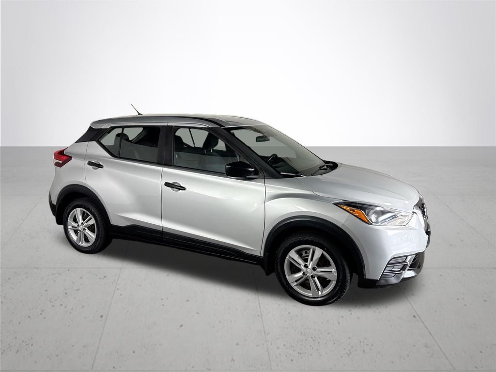 2020 Nissan Kicks S