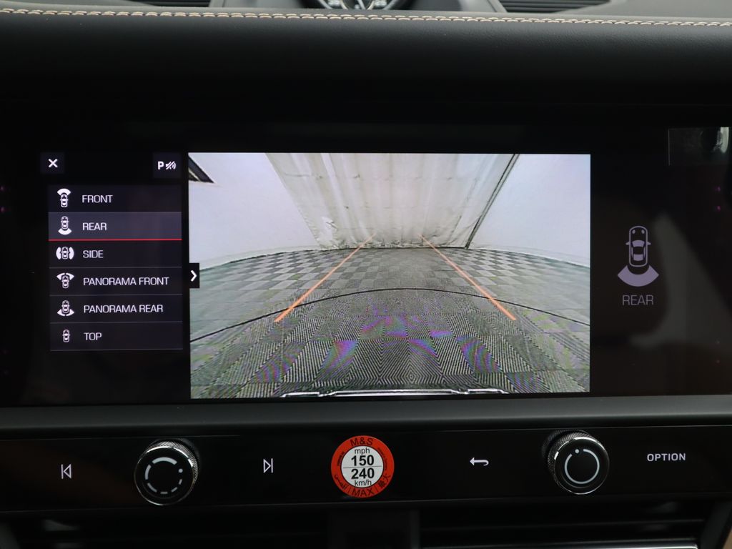 Thumbnail: 2025 Porsche Macan - 19