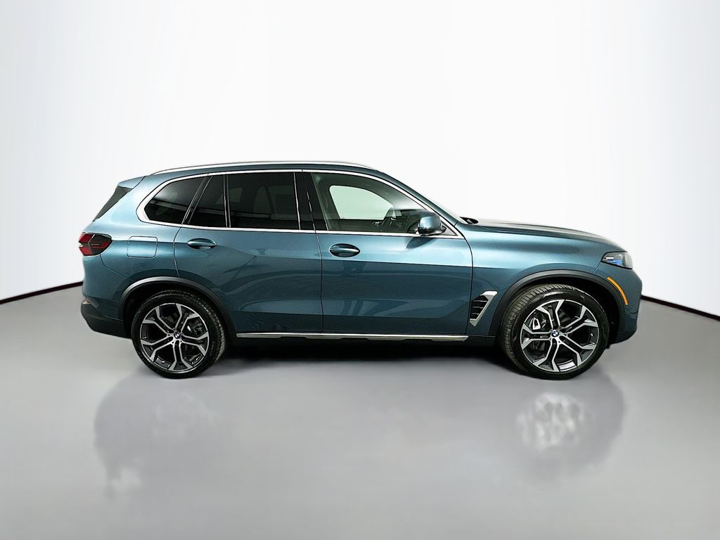 Thumbnail: 2026 BMW X5 - 4