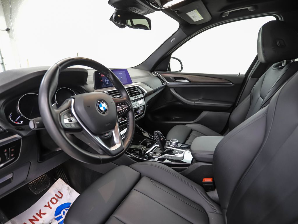 Thumbnail: 2021 BMW X3 - 10