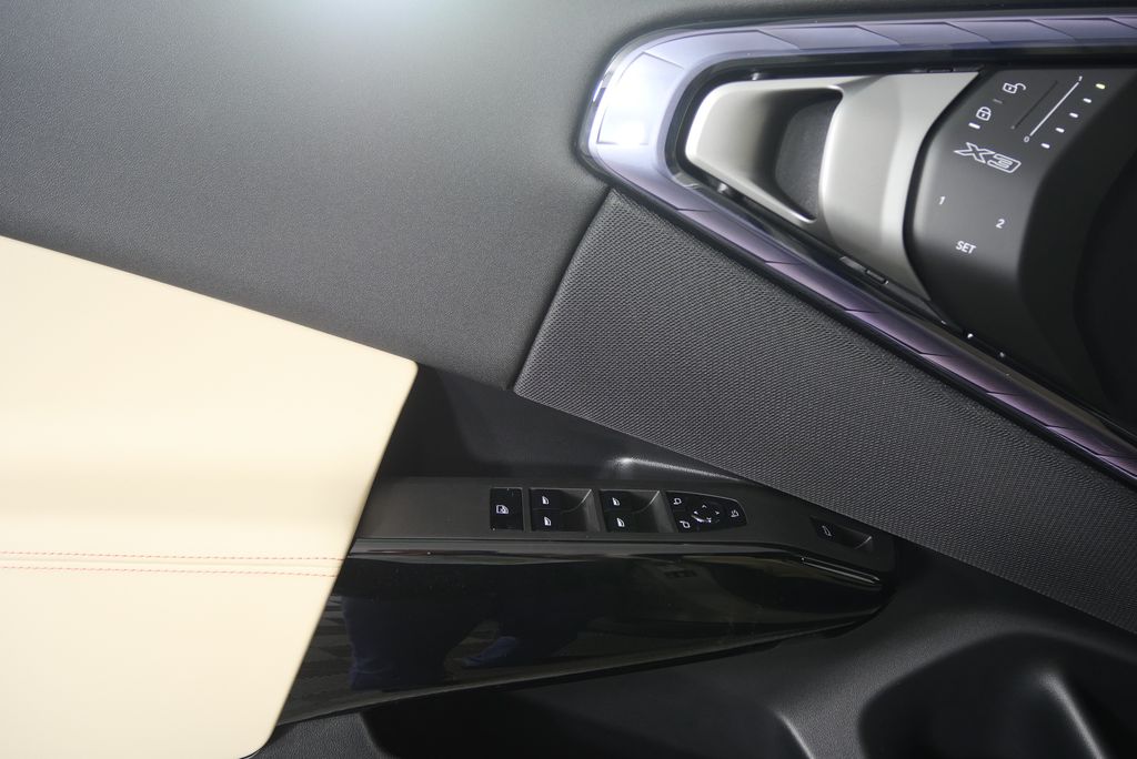 Thumbnail: 2026 BMW X3 - 8