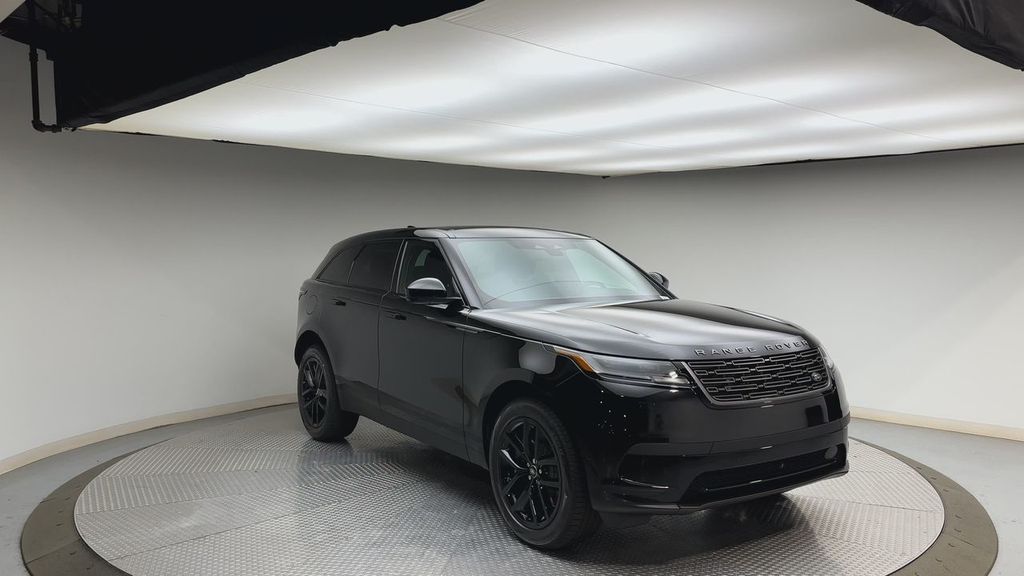 Thumbnail: 2026 Land Rover Range Rover Velar - 8