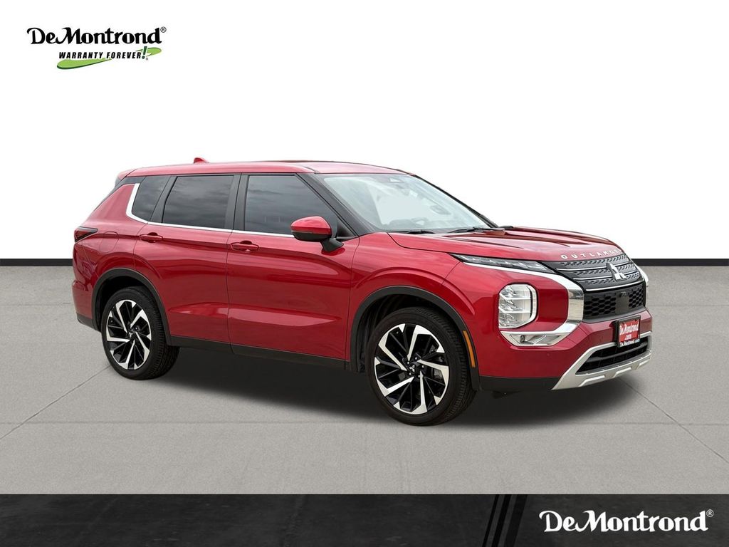2022 Mitsubishi Outlander SE  at North Houston Mitsubishi