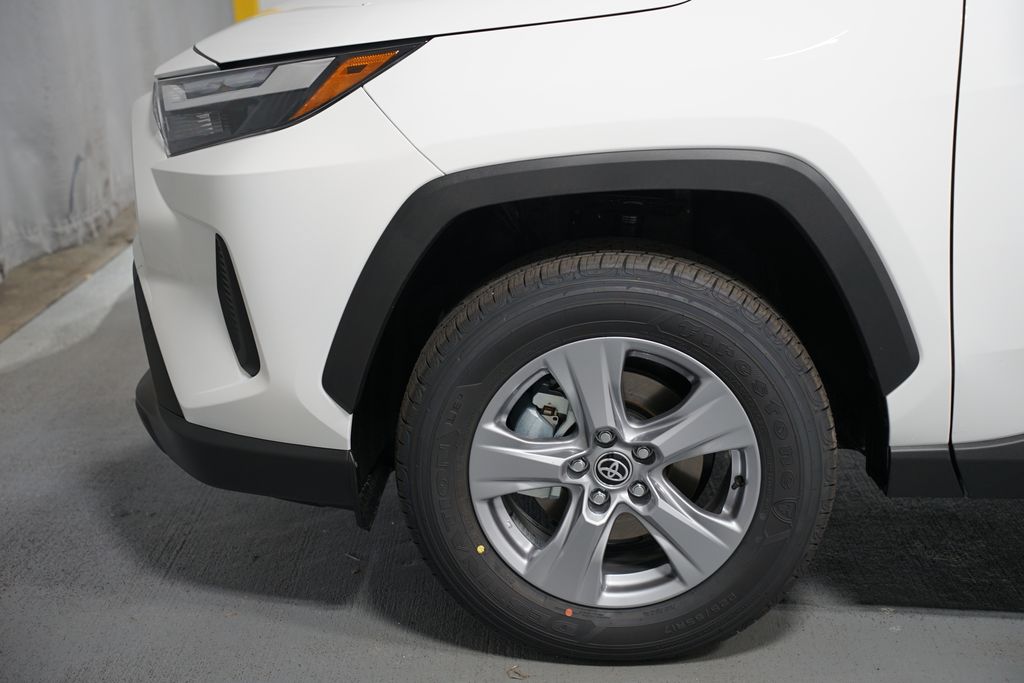 Thumbnail: 2025 Toyota RAV4 - 5