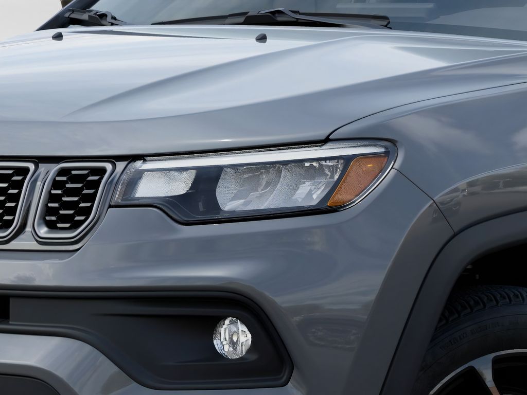 2026 Jeep Compass Latitude Gray at South Hills CDJR