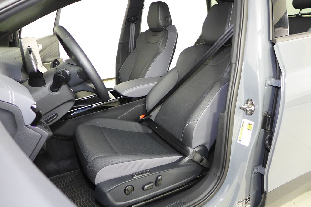 2025 Volkswagen ID.4 Pro S 22