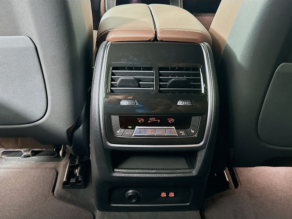 Thumbnail: 2026 BMW X5 - 18