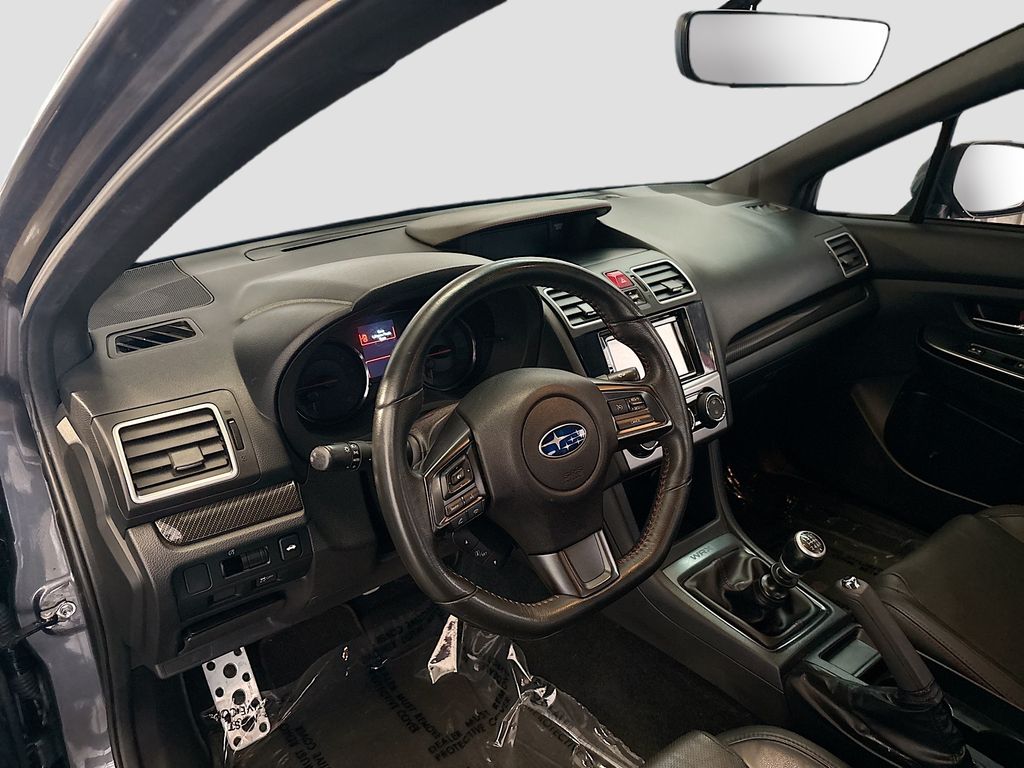 Used 2020 Gray Subaru Limited image 9