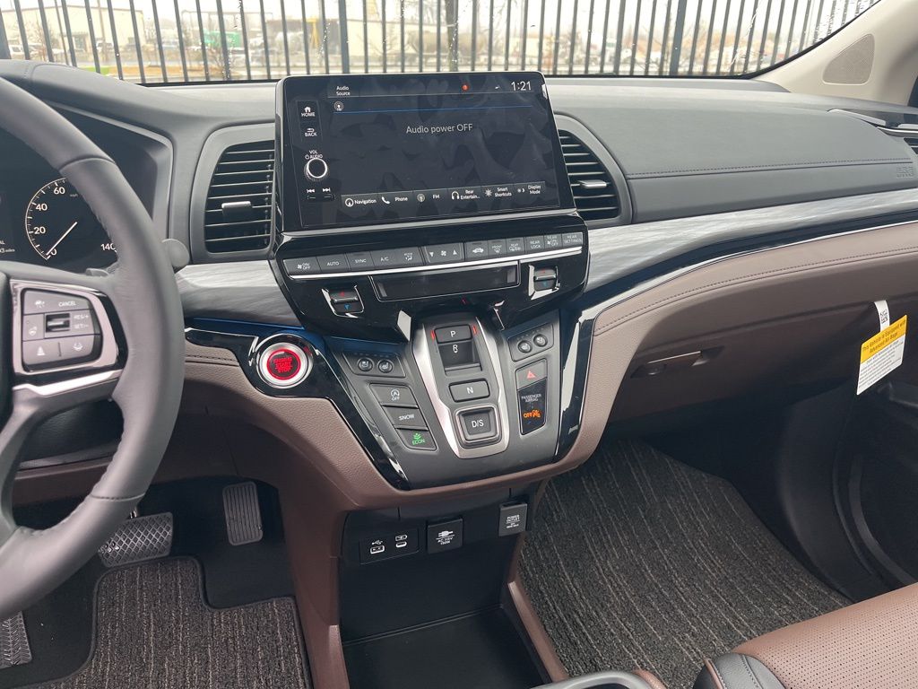 Thumbnail: 2026 Honda Odyssey - 10