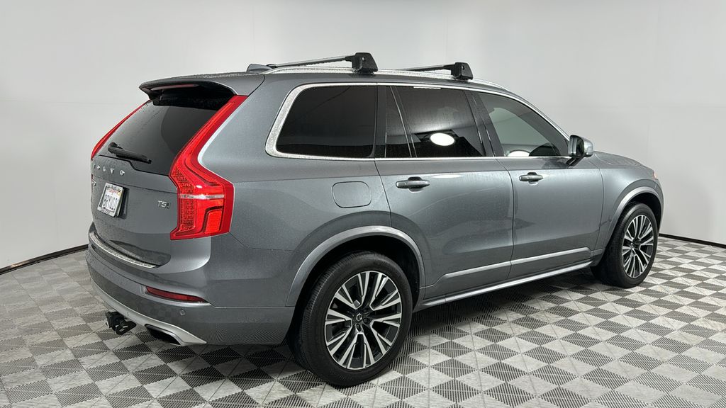 2020 Volvo XC90 T5 Momentum 5