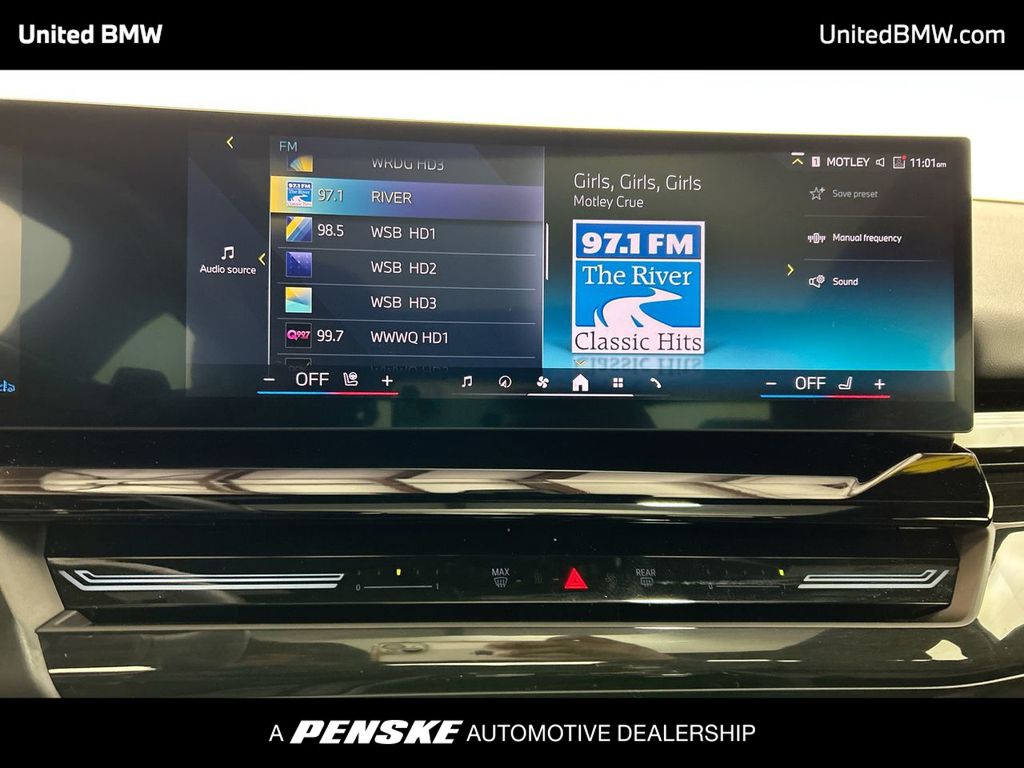 Thumbnail: 2025 BMW 5 Series - 16