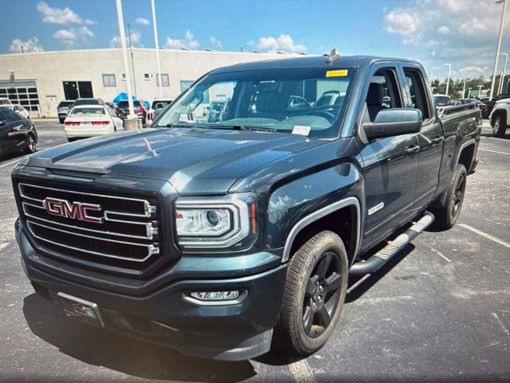 Dark Slate Metallic 2017 GMC Sierra 1500 Pickup Truck 4X2 6-Speed Automatic Overdrive