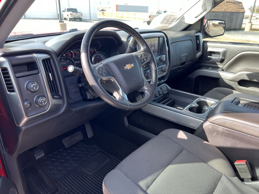 2017 Chevrolet Silverado 1500 LT 10