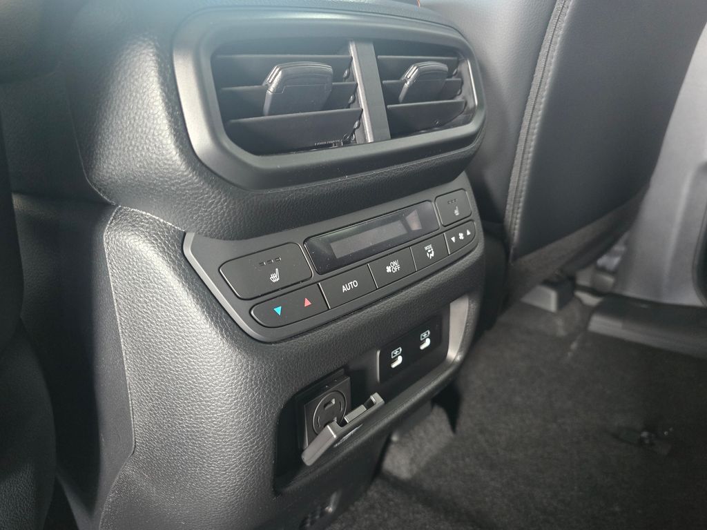 Thumbnail: 2026 Honda Pilot - 19