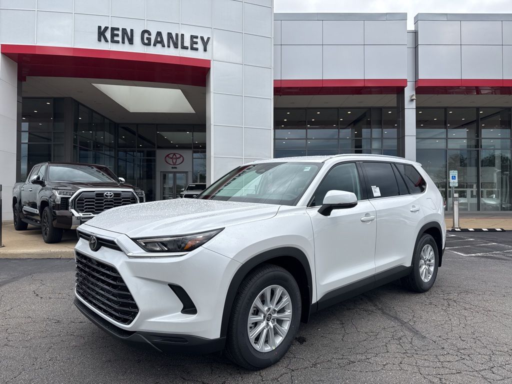 Pearl 2026 Toyota Grand Highlander XLE AWD SUV / Crossover All-Wheel Drive 8-Speed Automatic