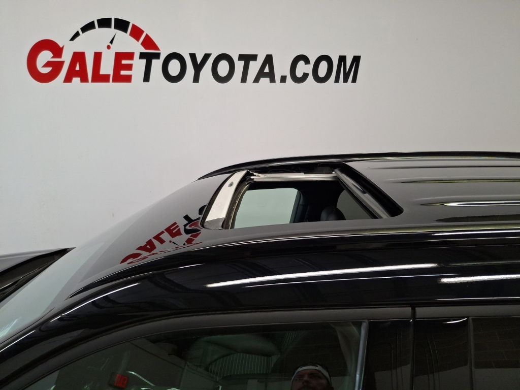 Used 2024 Toyota Highlander SUV