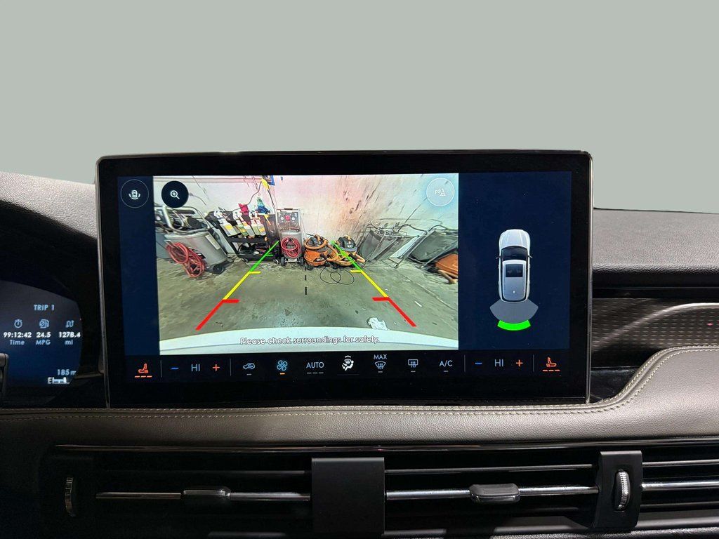 Certified Used 2023 Pristine White Metallic Tri-Coat Lincoln Reserve image 13