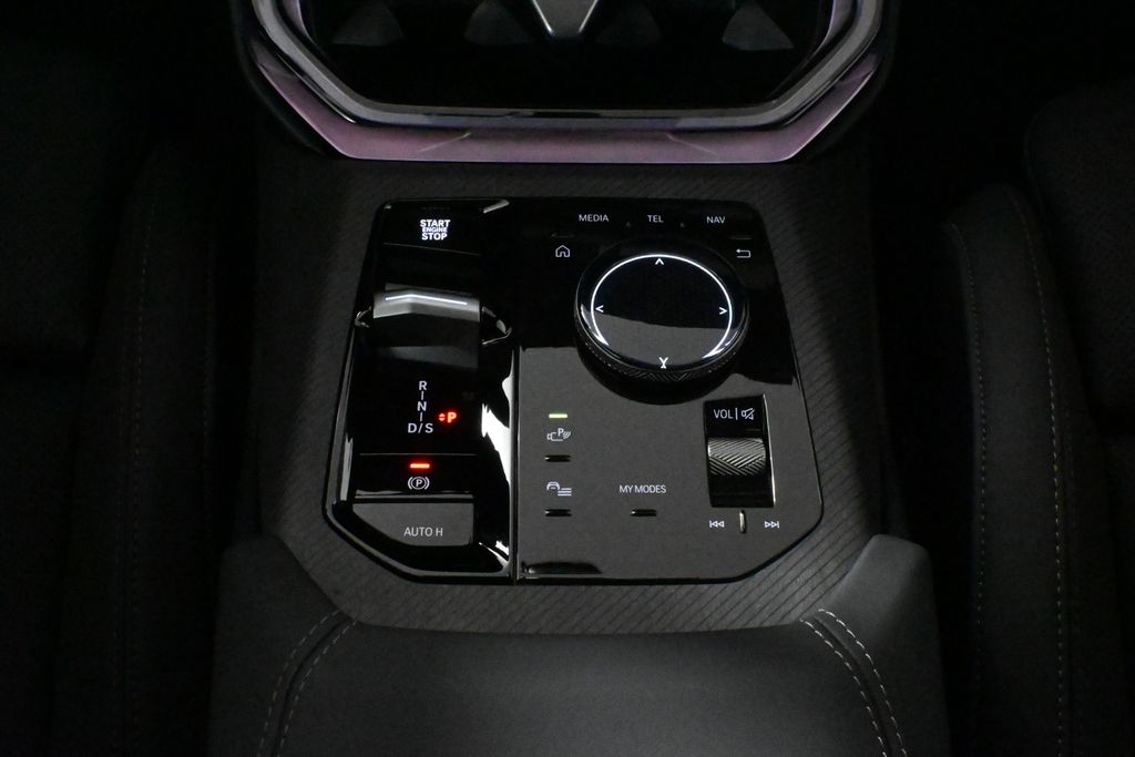 Thumbnail: 2026 BMW X3 - 24