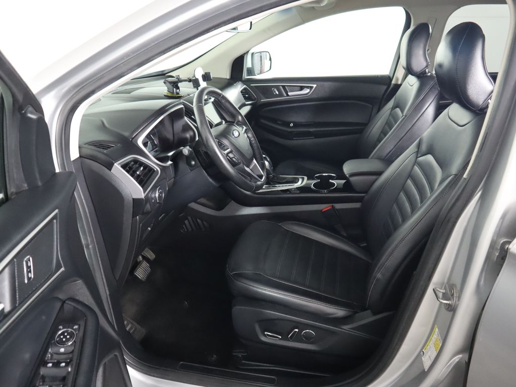 2017 Ford Edge SEL 19