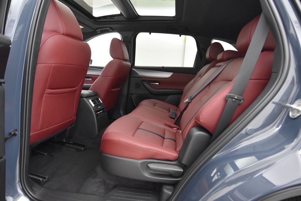 2025 Mazda CX-70 PHEV Premium Plus photo