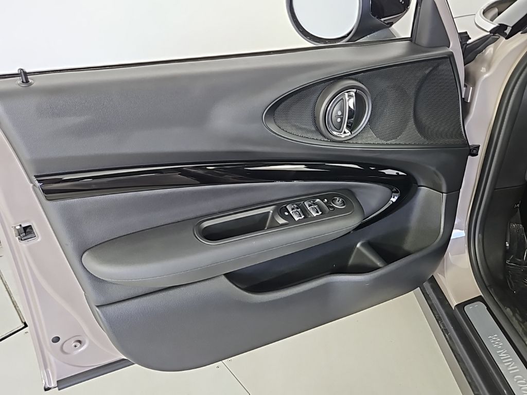 Thumbnail: 2024 MINI Cooper Clubman - 11