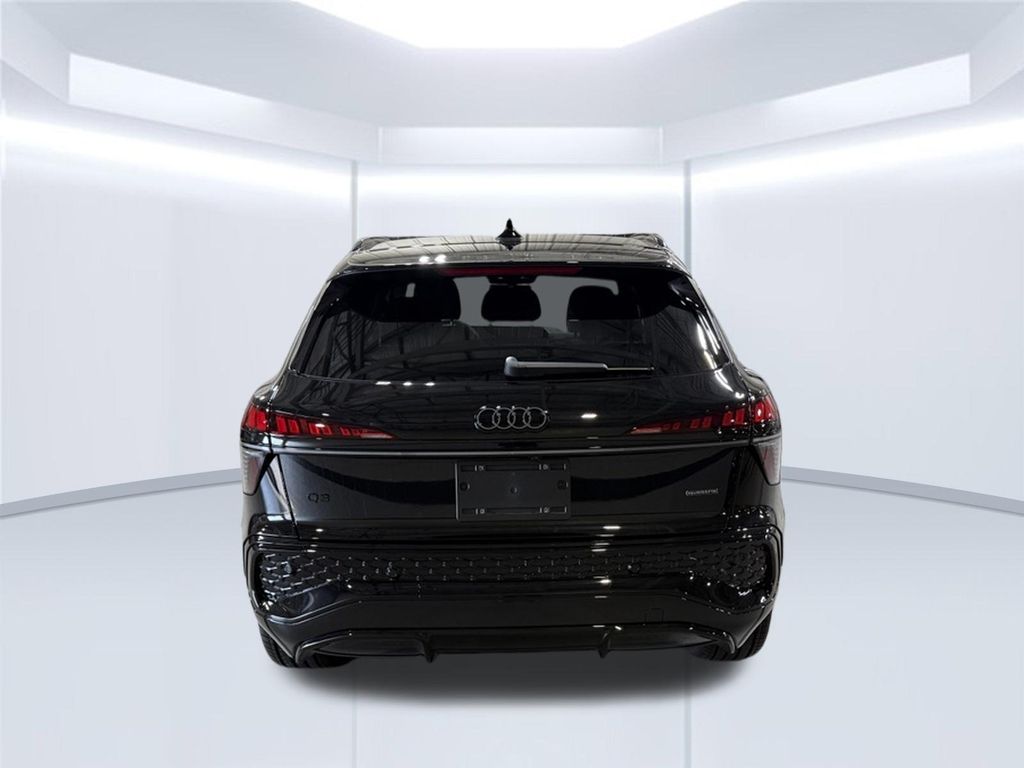 Thumbnail: 2026 Audi Q3 - 6