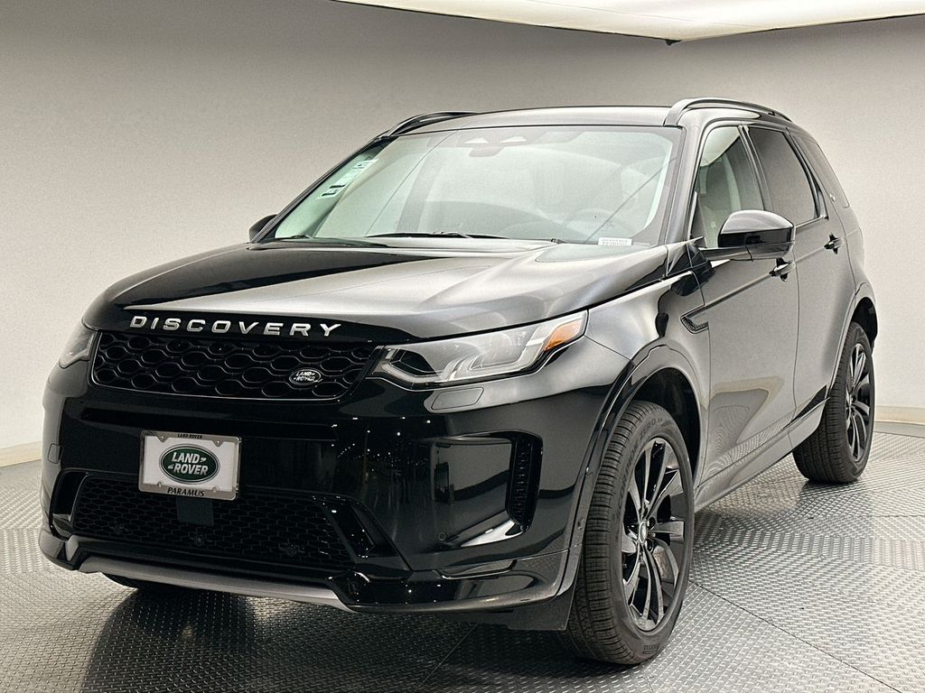 2025 Land Rover Discovery Sport S -
                Paramus, NJ