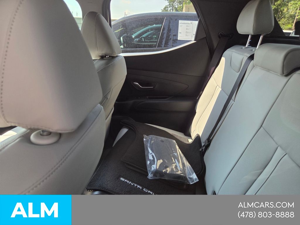 Used 2026 White Hyundai SEL image 4