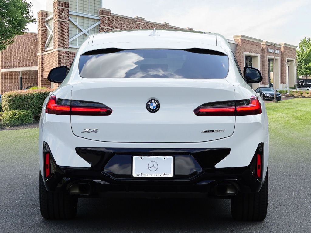 Thumbnail: 2024 BMW X4 - 5