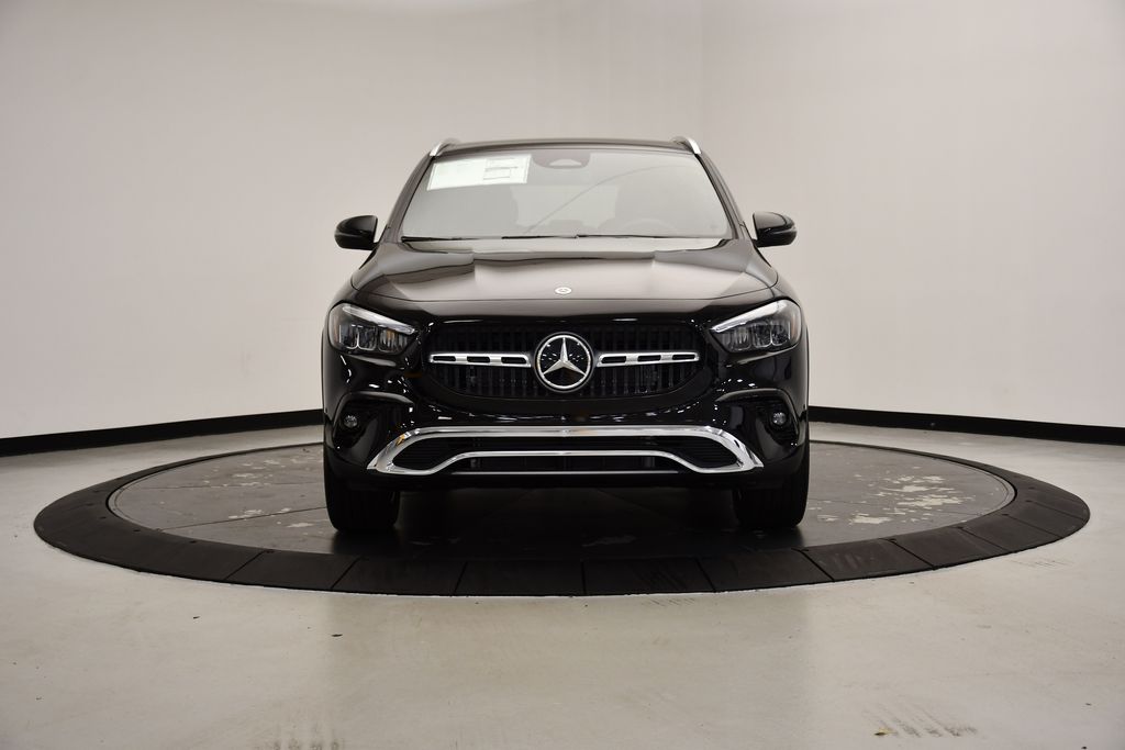 2025 Mercedes-Benz GLA 250 4MATIC 8