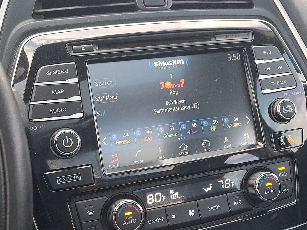 Thumbnail: 2017 Nissan Maxima - 18