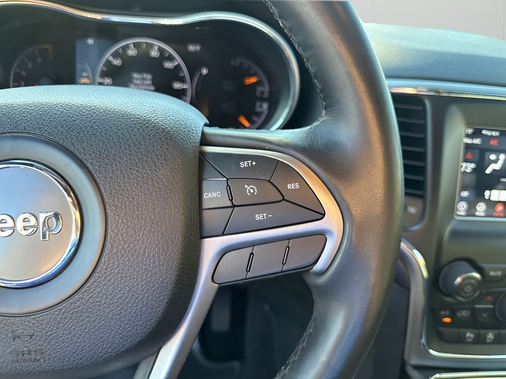 Used Car 2018 Jeep Grand Cherokee  Laredo E For Sale Under $20,000 In Austin, Texas