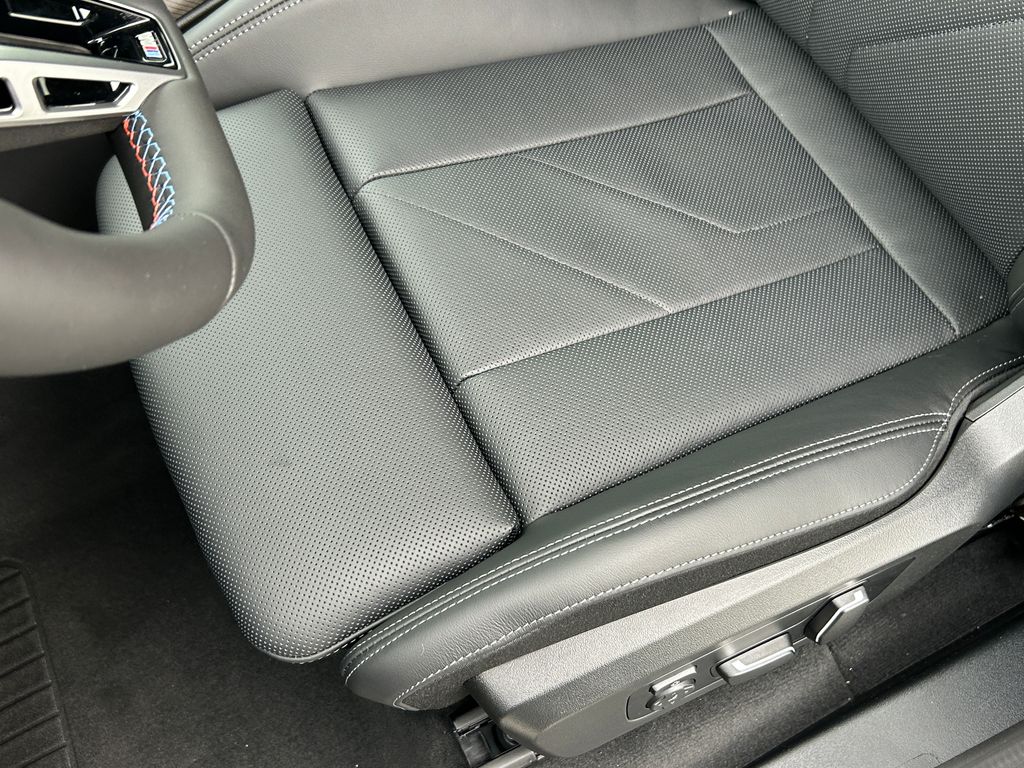 Thumbnail: 2026 BMW X3 - 16