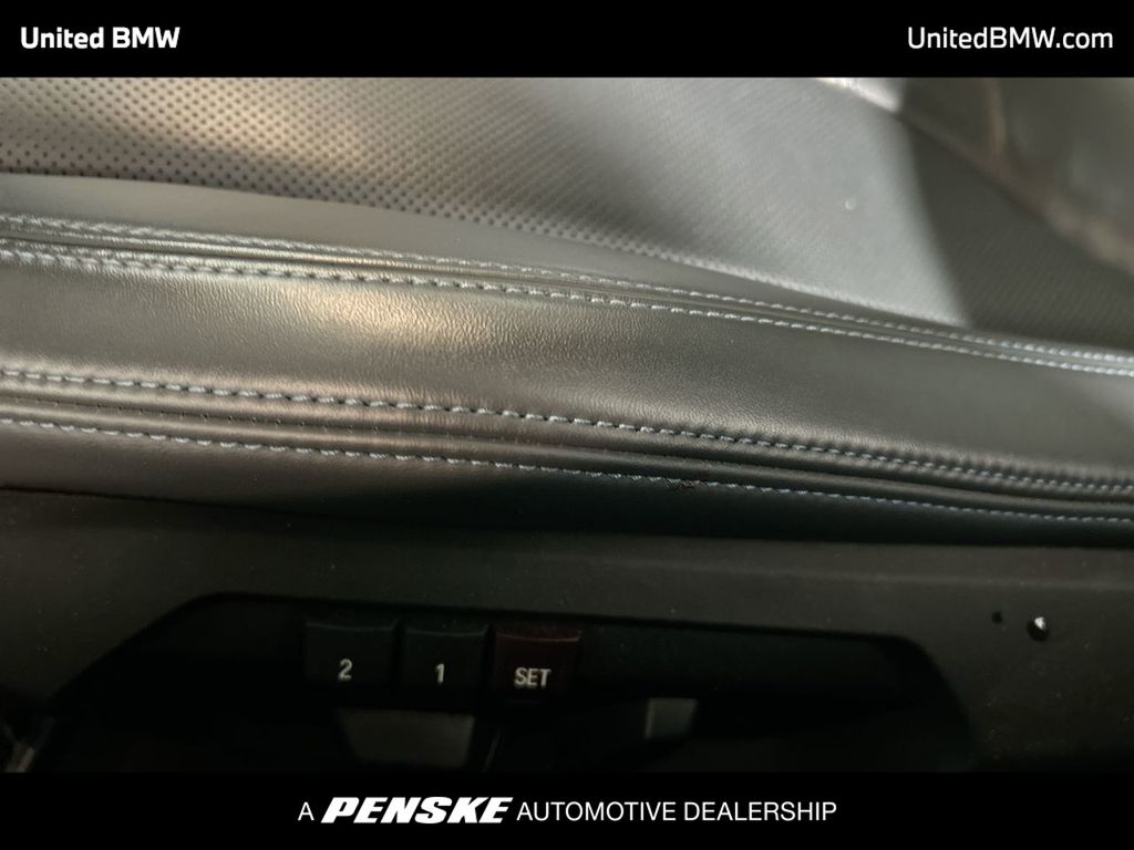 Thumbnail: 2019 BMW  - 12