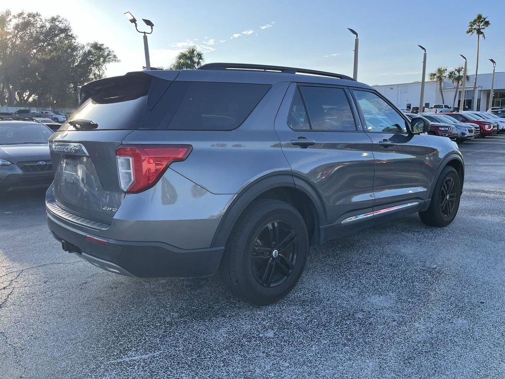 2021 Ford Explorer XLT 5