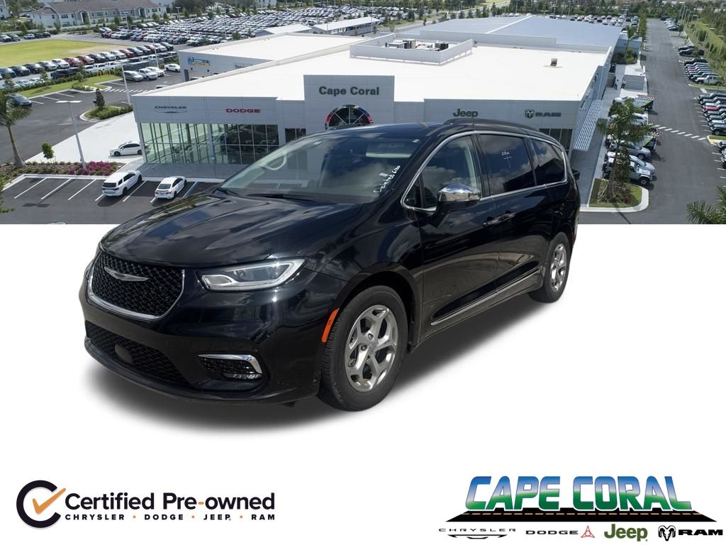 Brilliant Black Crystal Pearlcoat 2023 Chrysler Pacifica Minivan Front-Wheel Drive 9-Speed Automatic