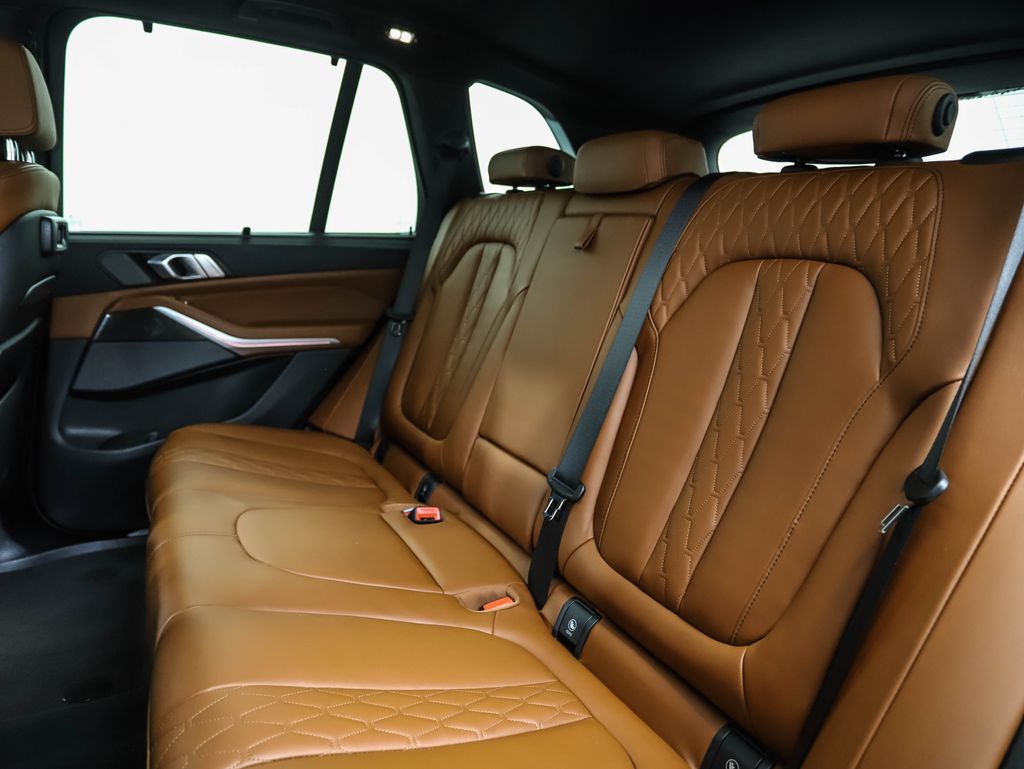 Thumbnail: 2023 BMW X5 - 23