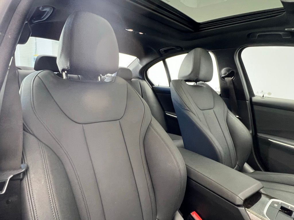 Thumbnail: 2020 BMW 3 Series - 7