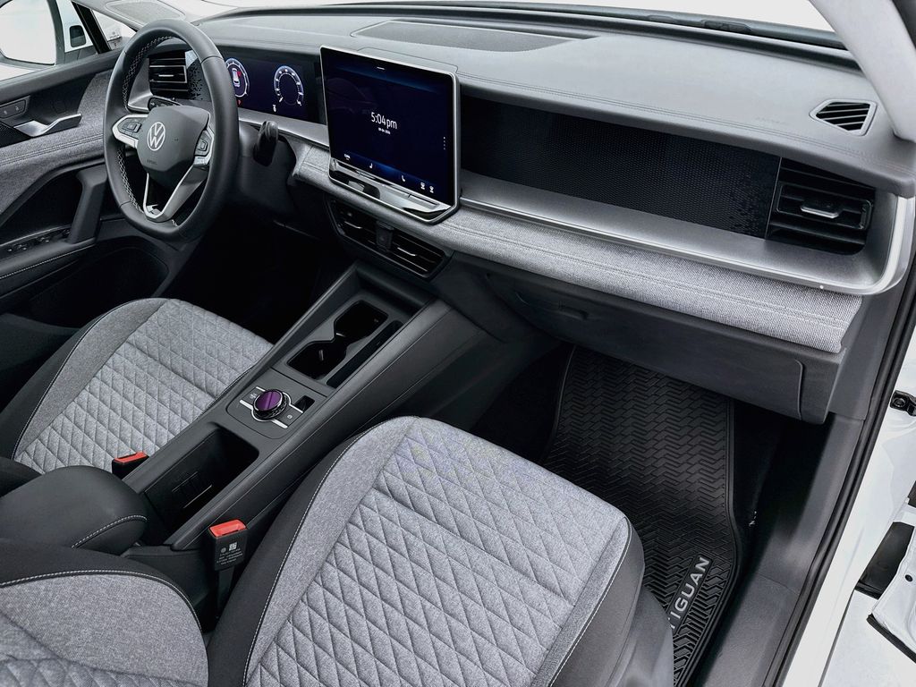 Thumbnail: 2026 Volkswagen Tiguan - 15