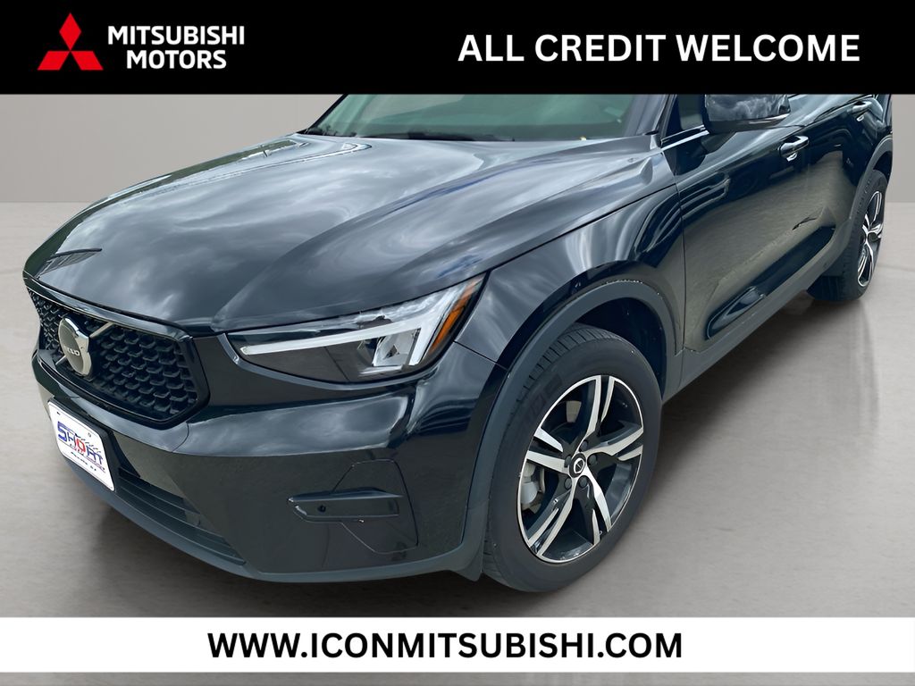 Onyx Black Metallic 2024 Volvo XC40 B5 Core Bright Theme AWD SUV / Crossover All-Wheel Drive Automatic
