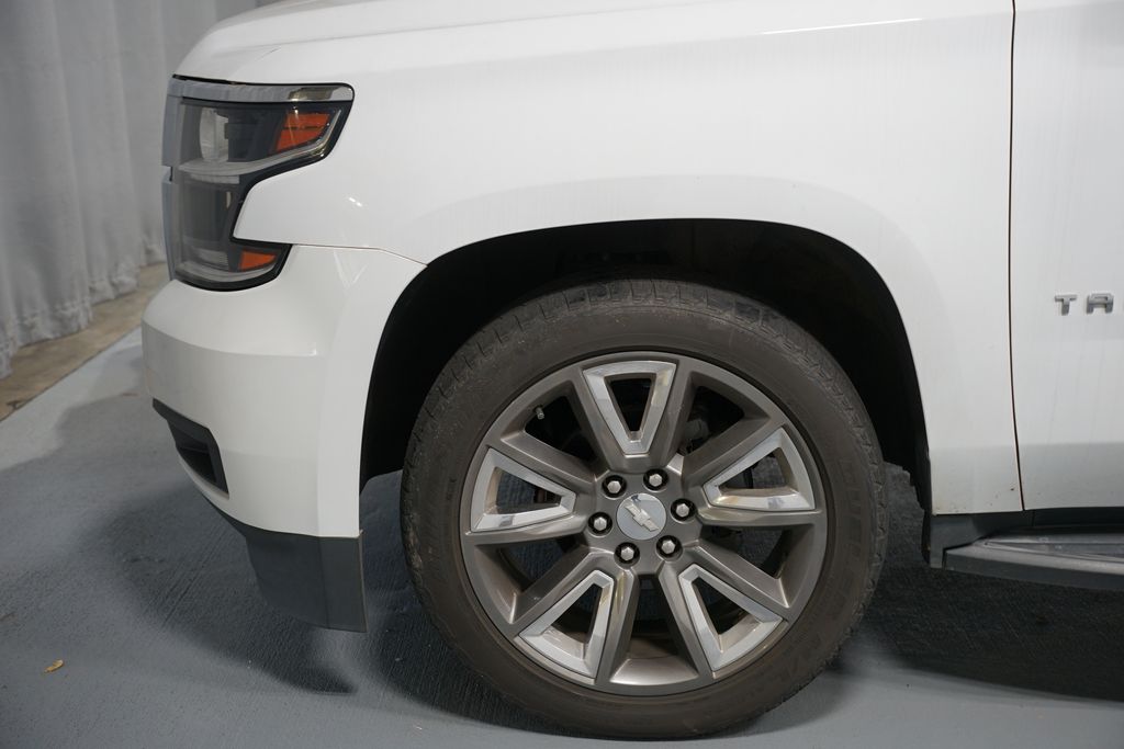 Thumbnail: 2019 Chevrolet Tahoe - 5
