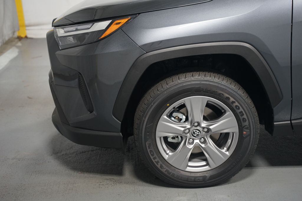 Thumbnail: 2025 Toyota RAV4 - 5